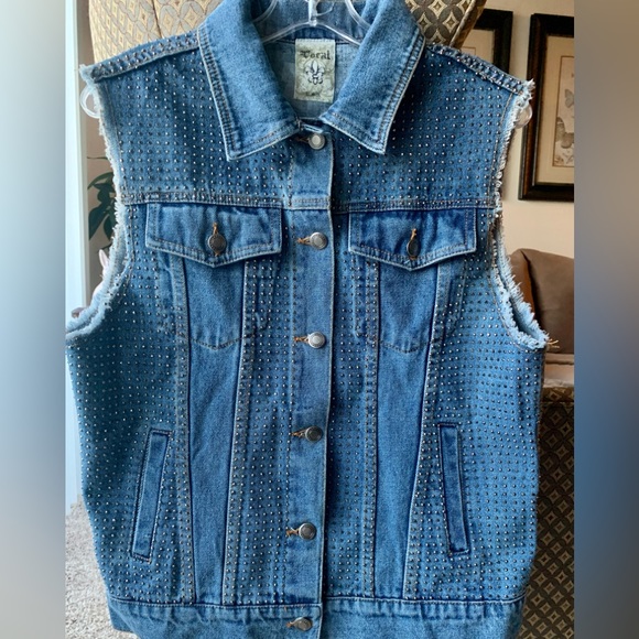 VOCAL USA BLUE Cotton Crystal Studded Raw Edge Button Down Denim Vest NWOT SZ L - Picture 6 of 17
